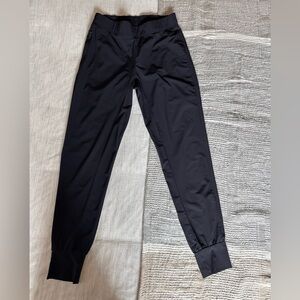 Nike Women’s Bliss training pants. Size S. Black